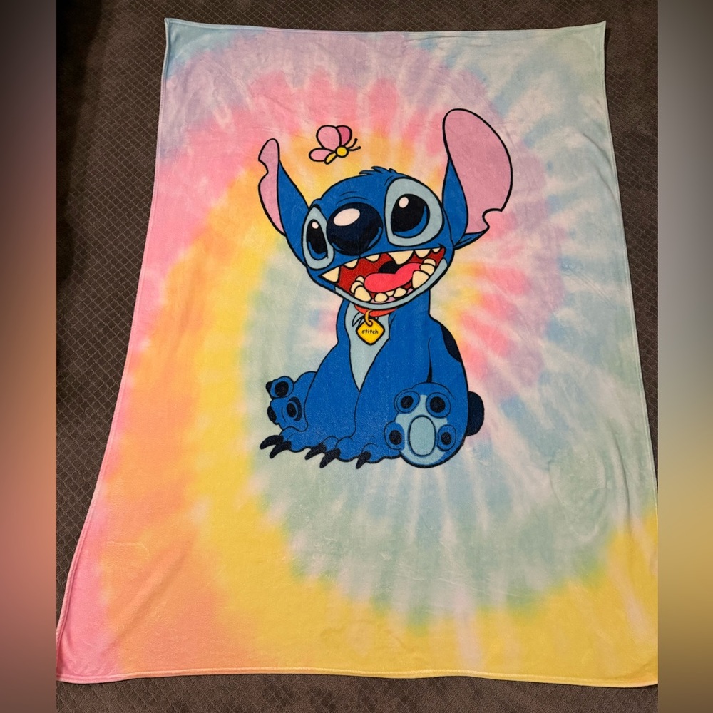 Disney’s “Stitch” plush twin-size blanket